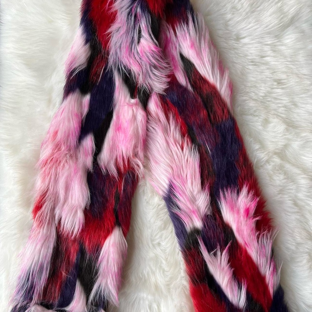 UGG Multicolor Faux Fur Scarf - Picture 2 of 5